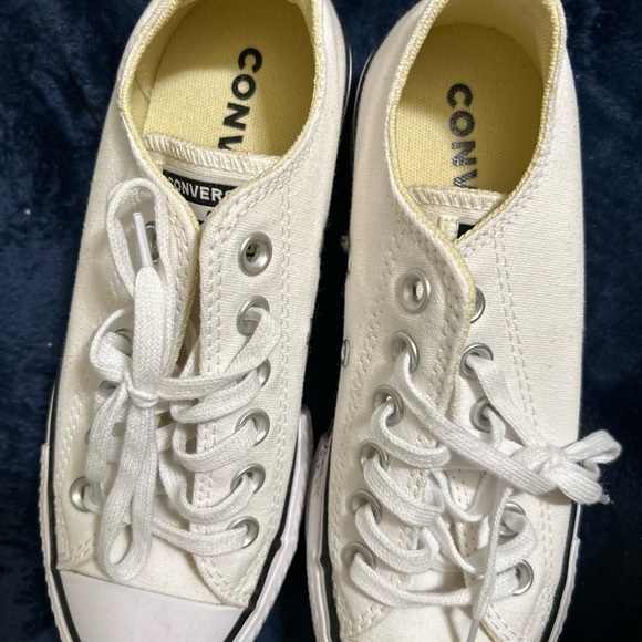 Converse Platform White Canvas Sneakers - Picture 3 of 5